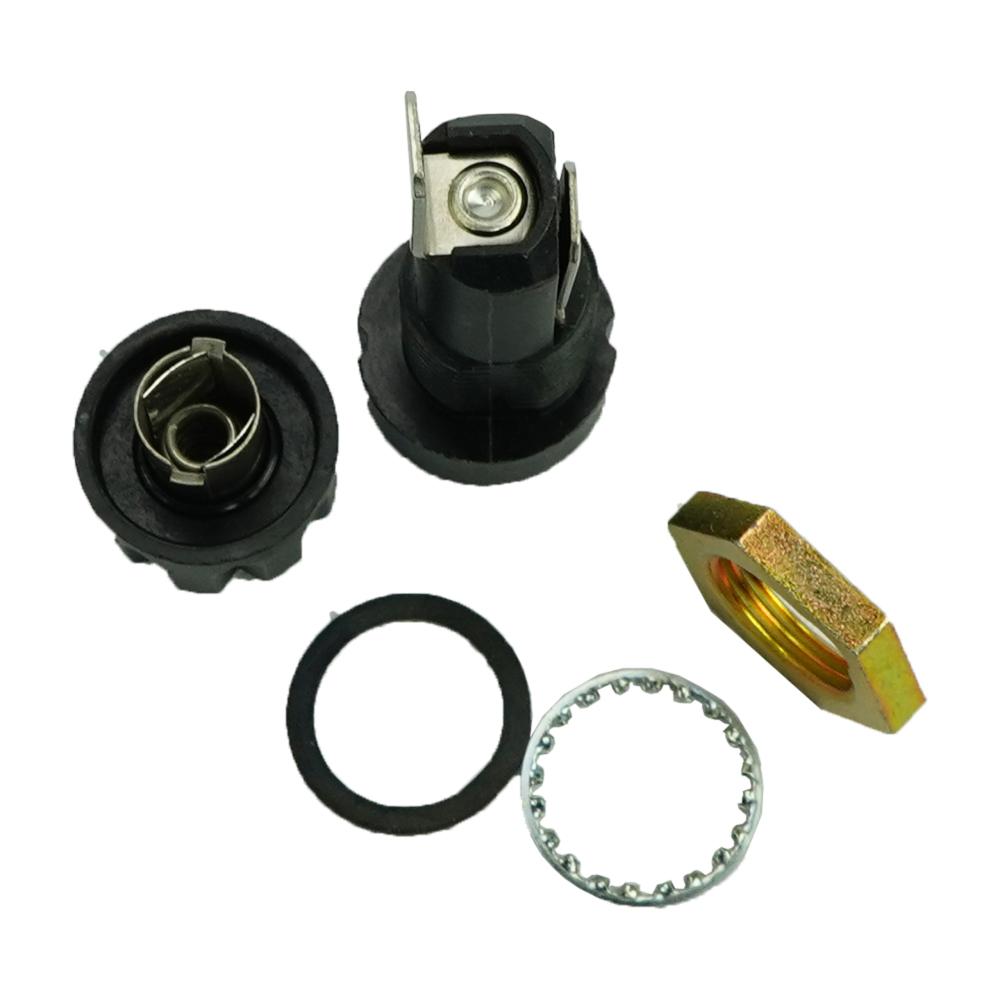 Panel-Mount Fuse Holder DE 12A 250V Panel-Mount Fuse Holder DE 12A 250V